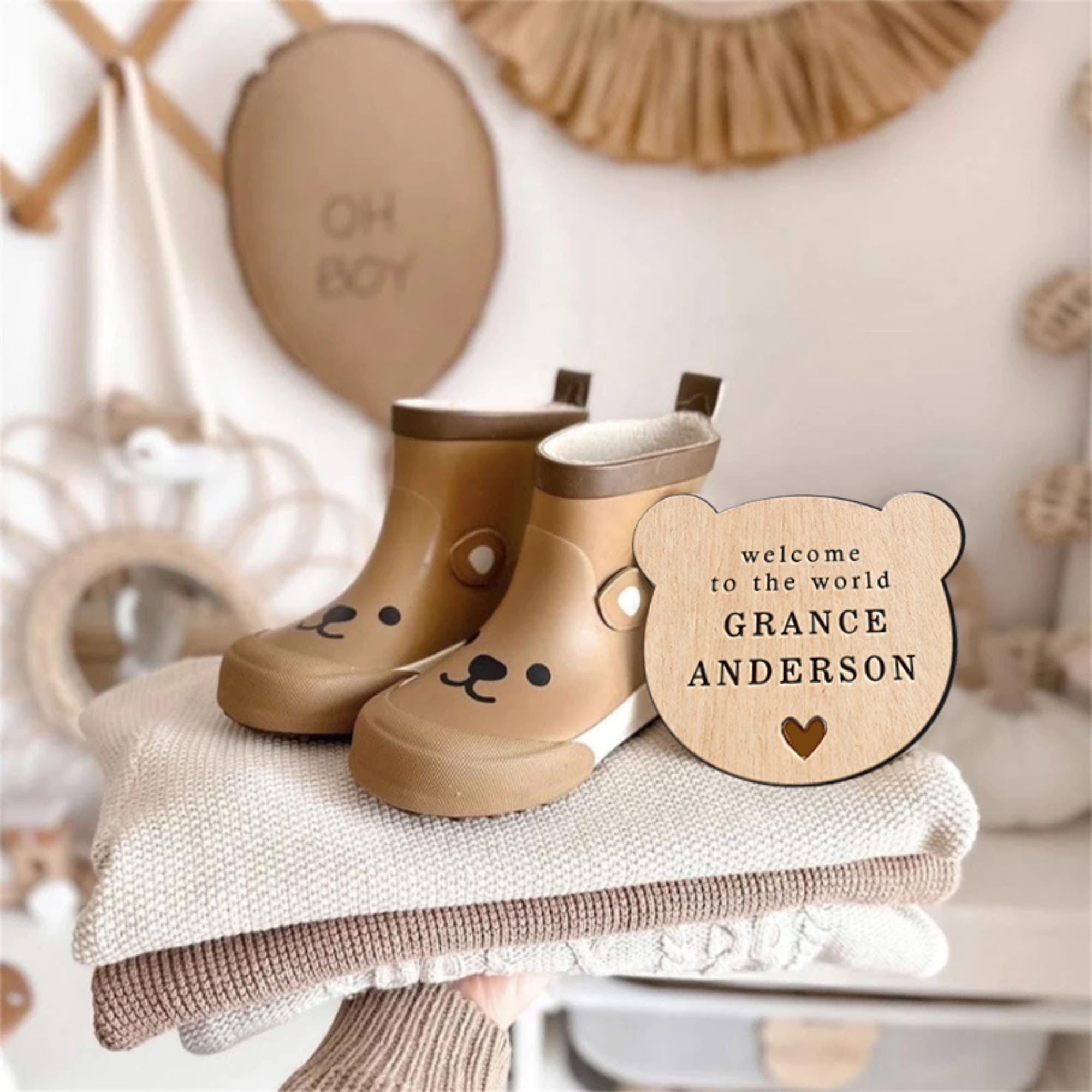 Hardly Laser™ Custom Baby Arrival Sign – Personalized Wooden Birth Announcement Keepsake for Nursery, Baby Showers & Photography Props